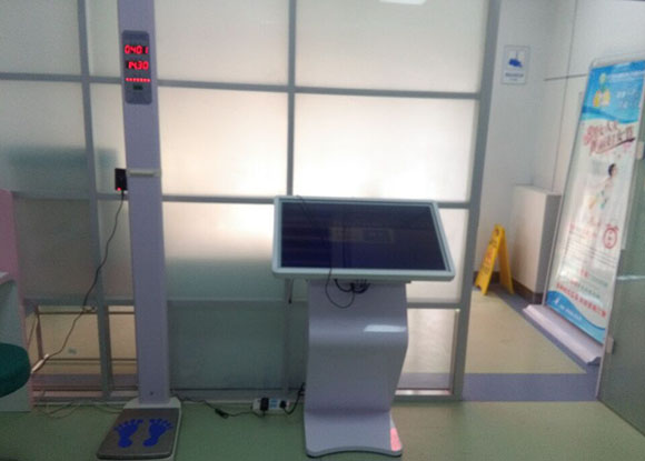 广西贺州市卫计局参观金台区健康一体机