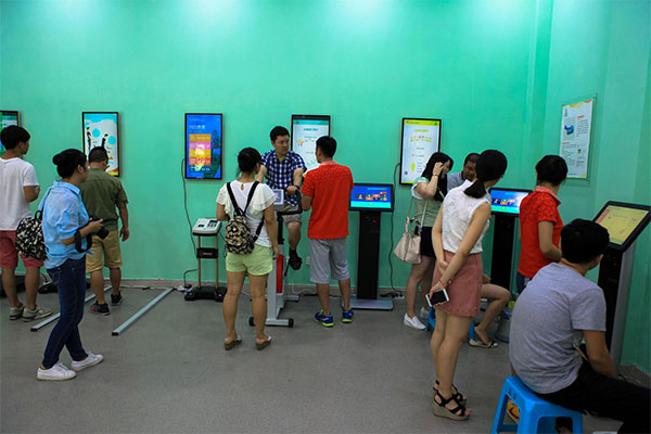 健康一体机系统实现扫描身份证进行登陆